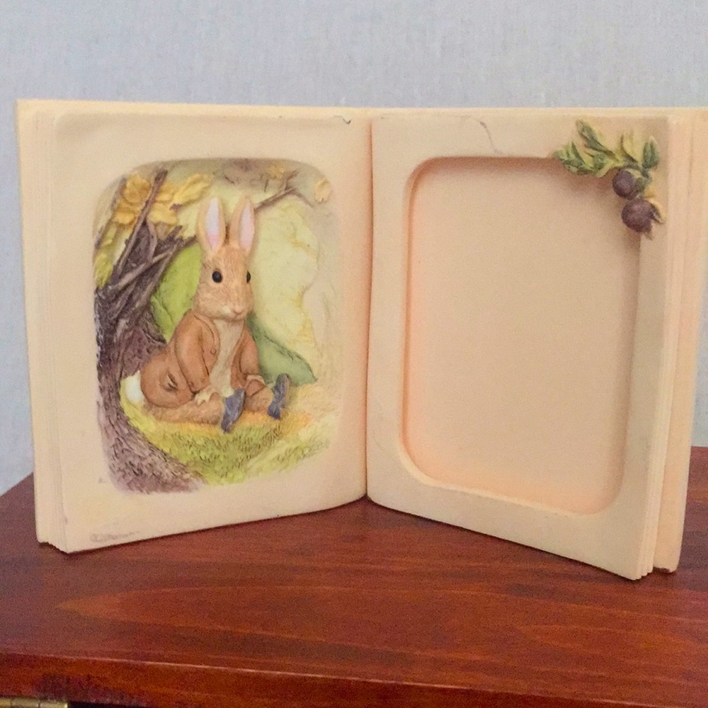 Vintage 1994 Beatrix Potter book picture frame
